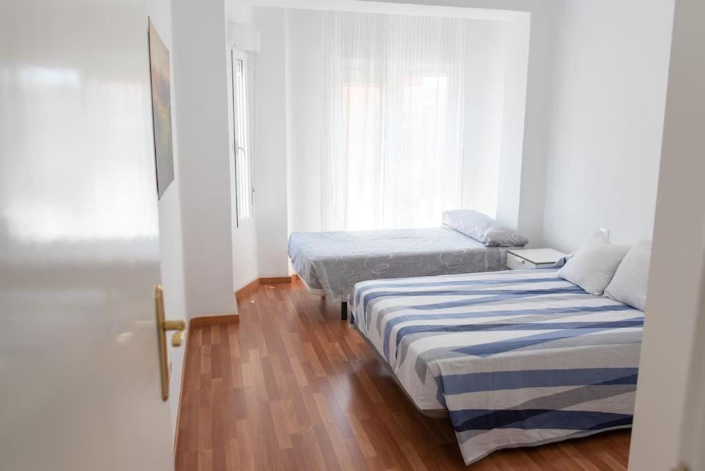 Alexa, A 800mts Catedral Wifi Smart Tv Apartment